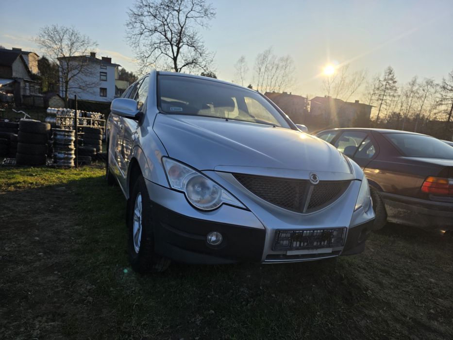 Maska ssangyong actyon sport części Srebrny