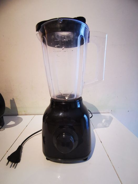 Liquidificador jarro acrílico bem estimado