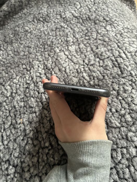 Sprzedam iphone 11