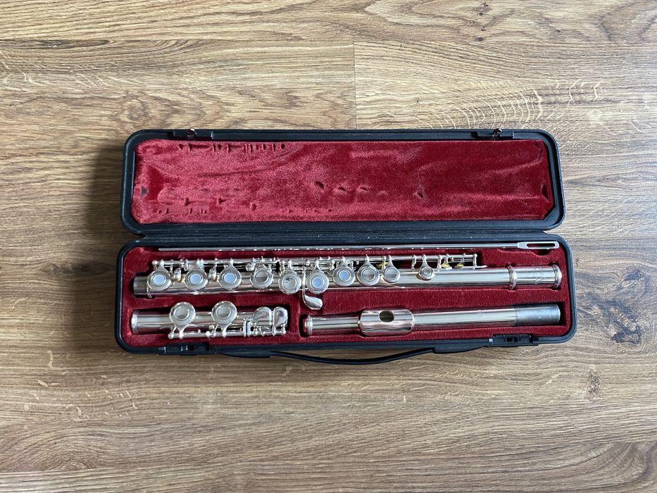 Flet poprzeczny Yamaha 261SII