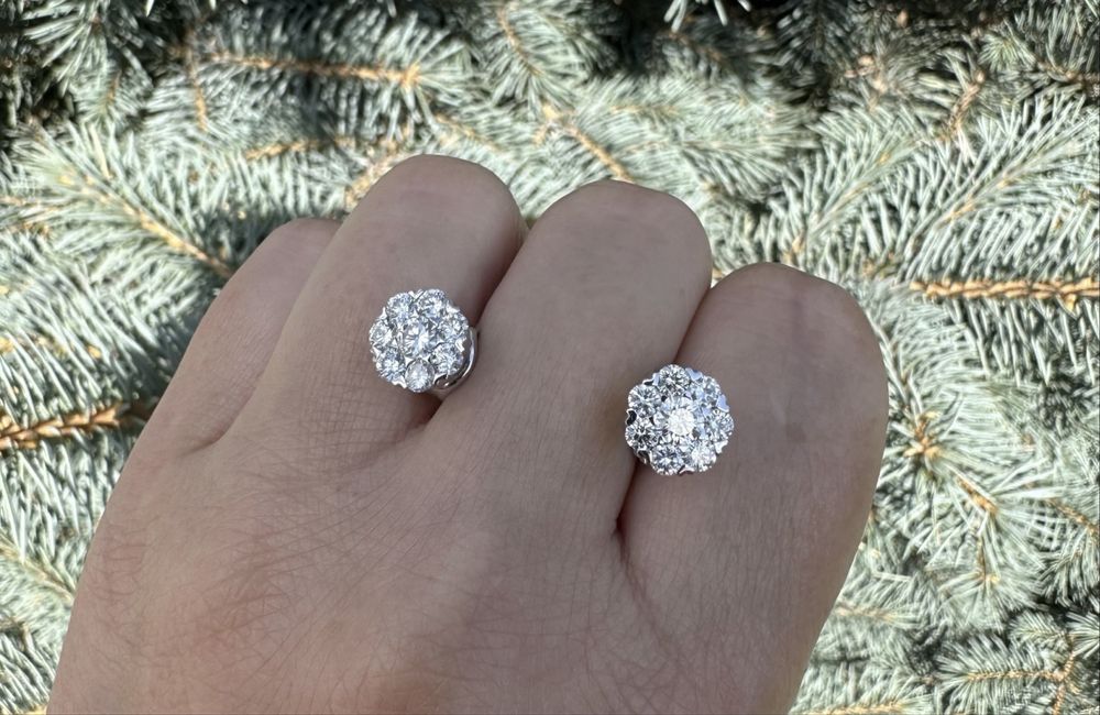 Золоті сережки пусети з діамантами,с бриллиантами, 1.9 ct.,4.2мм.3 мм.