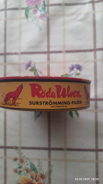 surströmming, сюрстрёмминг, сюрстрьомінг