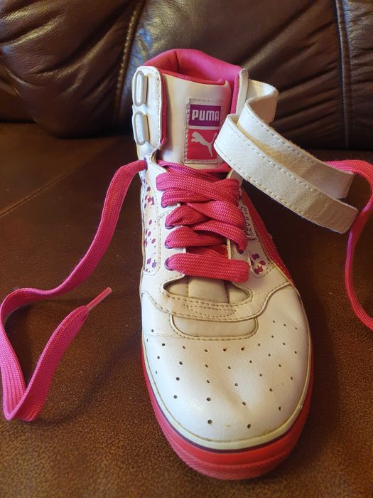 Damskie buty sportowe marki PUMA