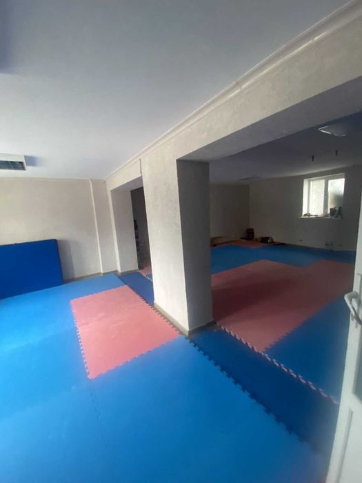 2х пверховий Комерційний будинок .Держакт на землю.