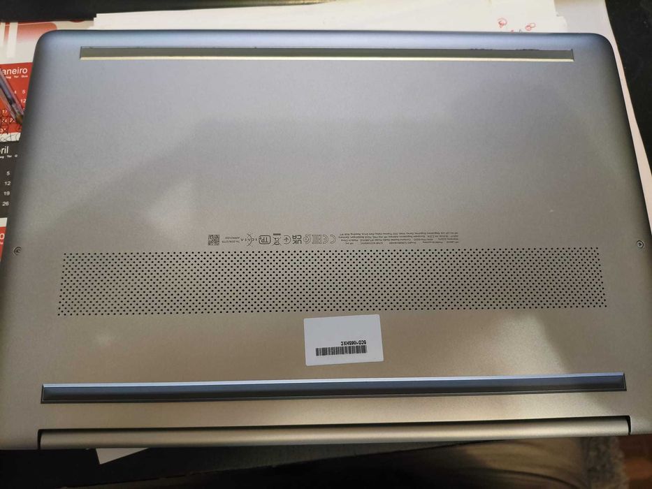 Portátil HP 15s-eq1018np