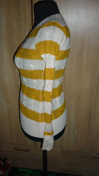 Aphorism- ciepły sweter z wełną  r; S