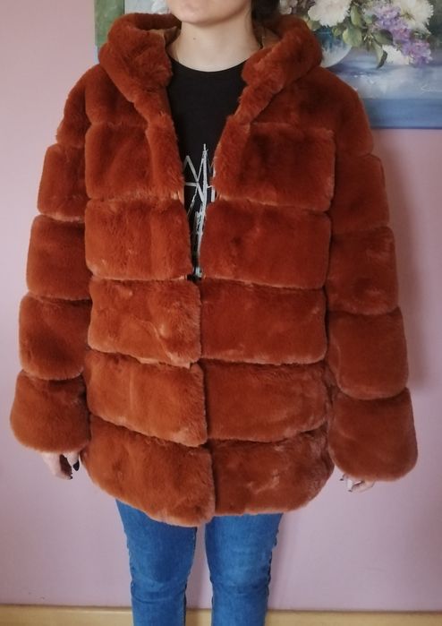 Ciepłe Nowe futro z kapturem