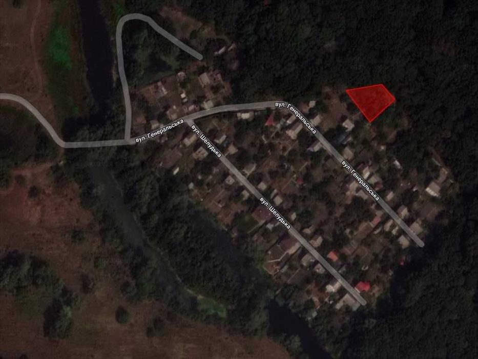 Ділянка в ексклюзивному місці, межує з лісом