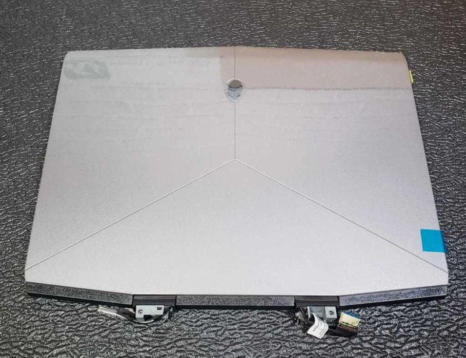 Dell Alienware M15 FHD 144Hz  Екран в зборі