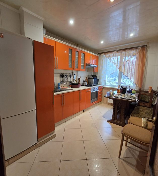 Продам 3 кімнатну квартиру Сади 2