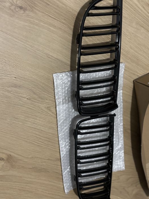 Grelhas bmw e90 pre lci