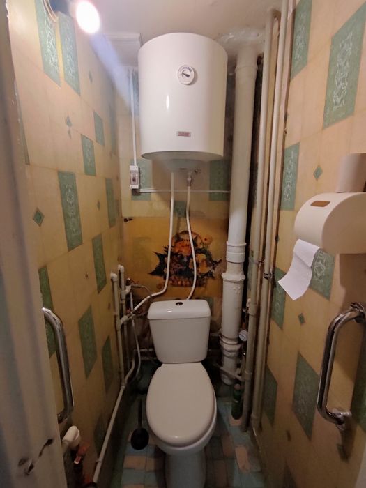 2 комнатная квартира  Днепропетровская дорога