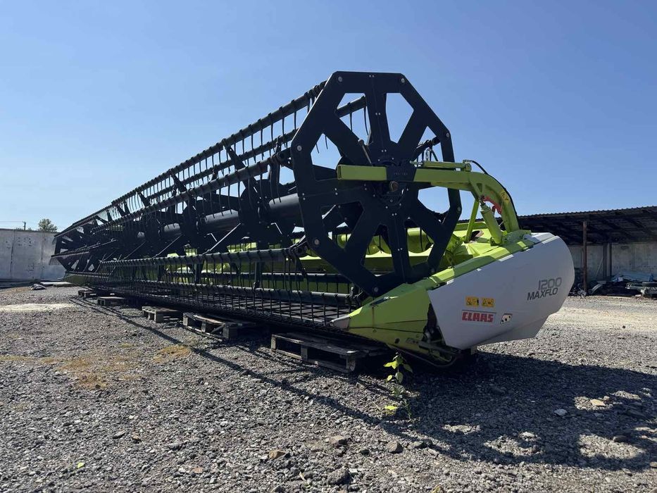 Жатка Claas MaxFlo 12m 2015року. Стан нової  жатки свіжа з європи