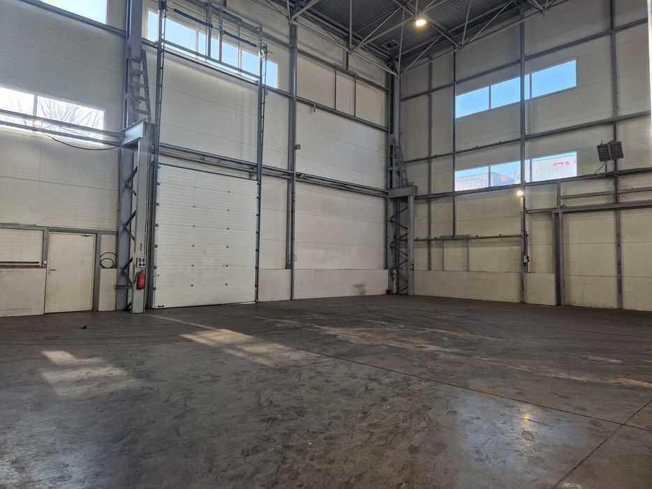 wynajmę ogrzewany magazyn wys. składowania, blisko Estakady, Portu