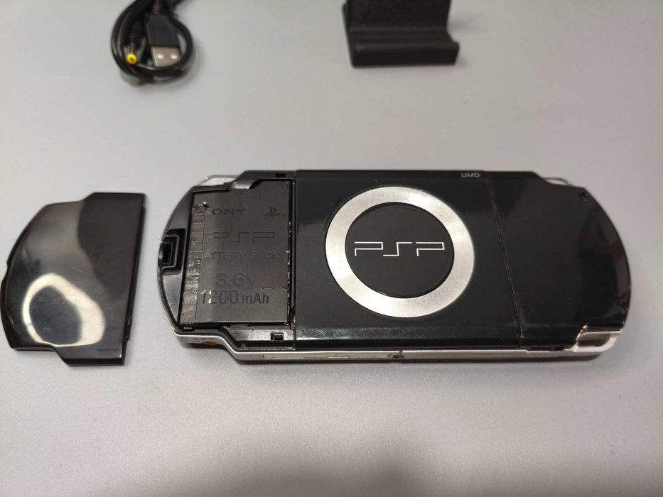 PSP Slim & Lite 2000