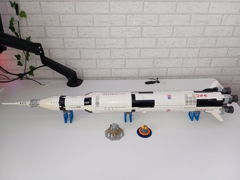 LEGO 92176 NASA Apollo Saturn V