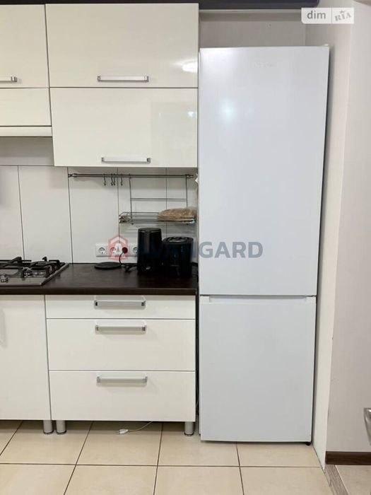 Продам чудовий будинок на Кореї