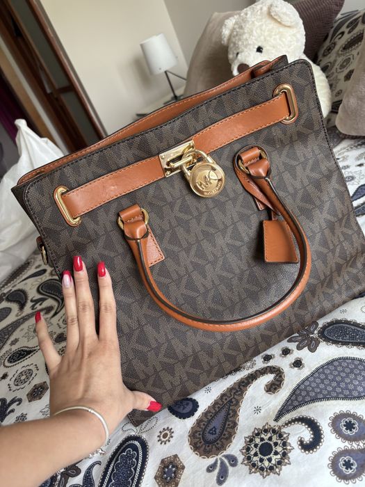 Mala Michael Kors