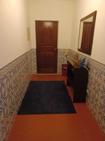 Quarto (F/M) estudante/trabalhador