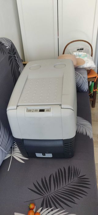 Arca congeladora portátil 12 a 24 volts
