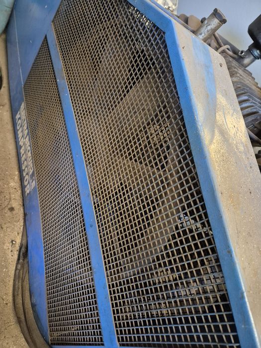 Kompresor, sprężarka Electra Becum LP2000-11-15, 2000 litr/min   ,15kw