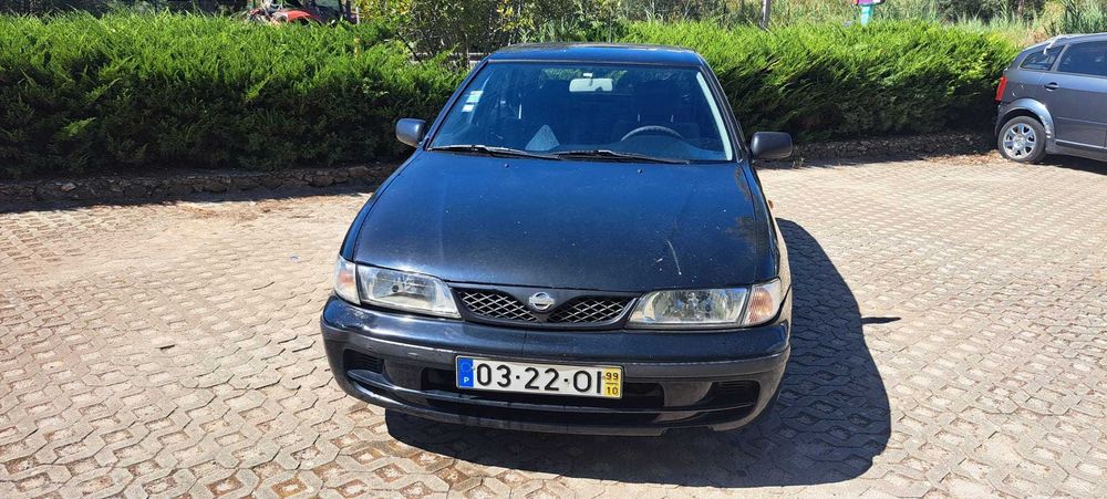 Nissan Almera 1.4 90cv Steel - Ar Condicionado