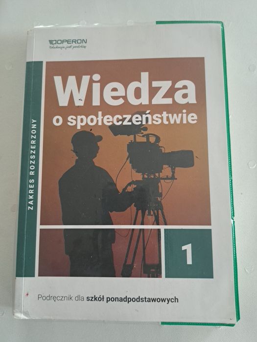 Wiedzą o społeczeństwie zakres rozszerzony 1-3