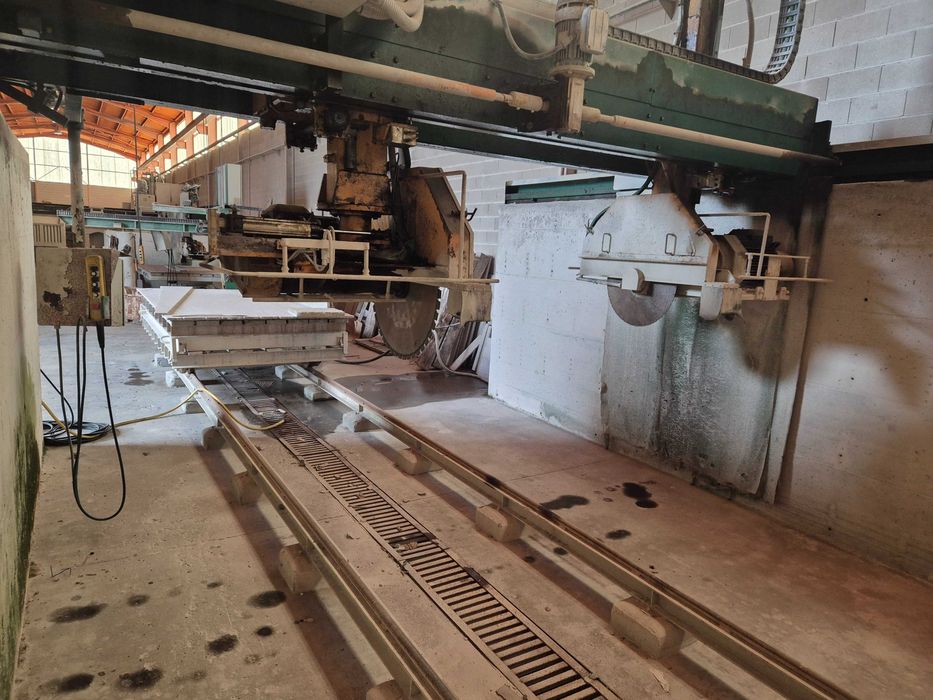 Maquinas de cortar pedra e granito