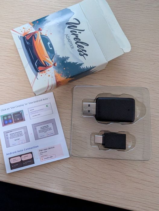 Bezprzewodowy adapter Android Auto i Carplay