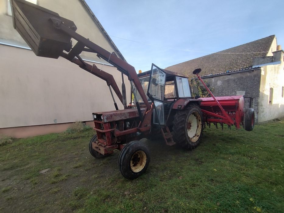 Case IH international 844s z turem