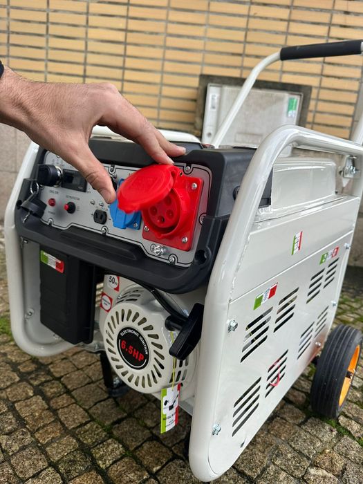 gerador elétrico portátil a gasolina,