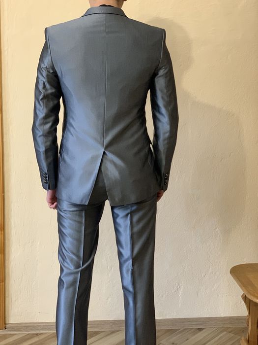 Костюм класичний