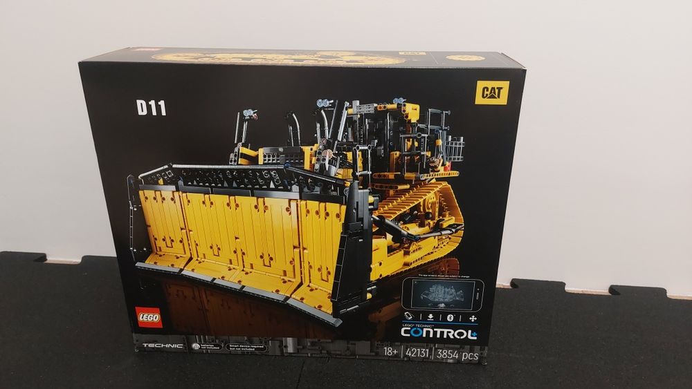 Lego Technic 42131 Sterowany przez aplikację buldożer Cat D11