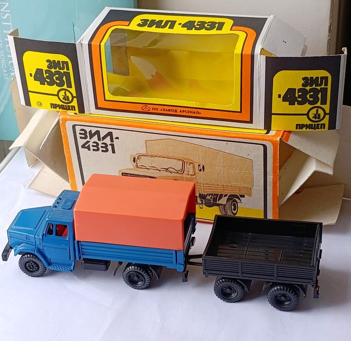 СДЕЛАНО в СССР. Модель автофургон ЗИЛ-4331 с прицепом, Июнь 1988 года.