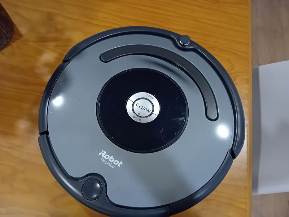 Roomba iRobot 676 Como Novo – 80€ (Oportunidade!) Zona de gaia
