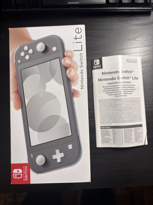 Nintendo Switch Lite