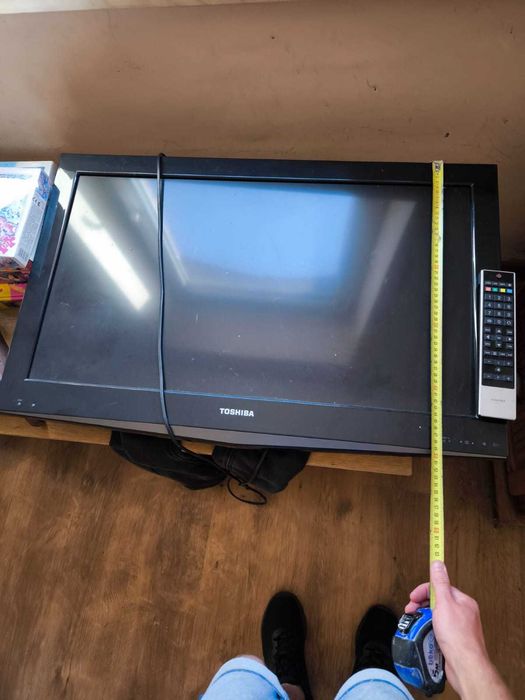 TV w dobrym stanie, starego typu/potrzebny dekoder