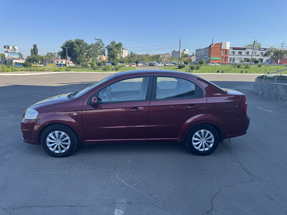 Продам Chevrolet Aveo LT