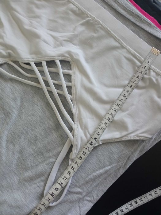 Damski elastyczny top stanik sportowy r M