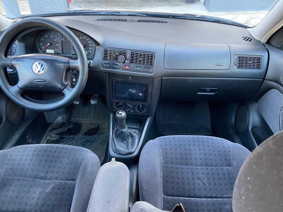 Golf IV 1400cc 5 portas