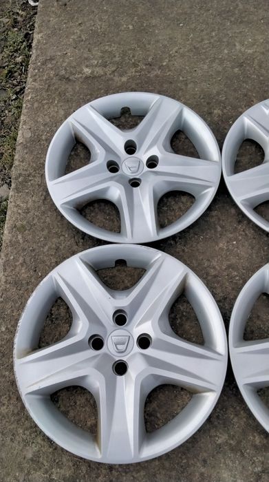 Ковпаки оригінал Дачія логан р16