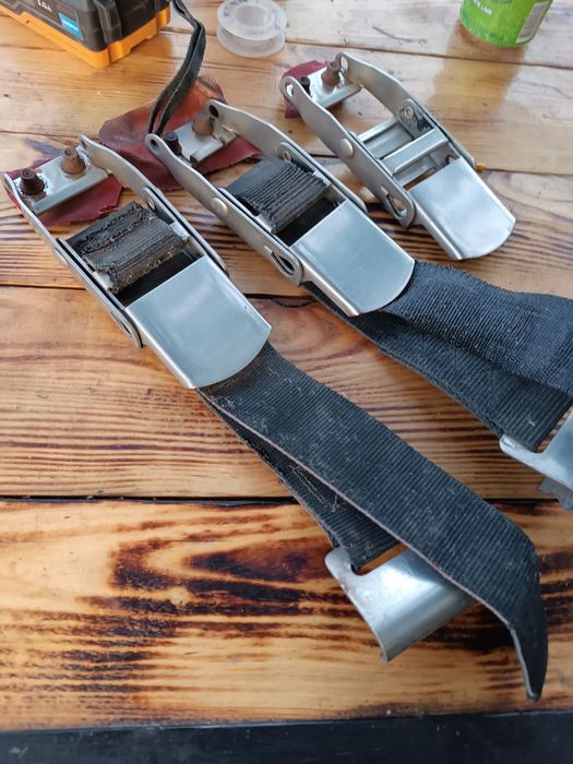 Стойки полуприцепа алюминиевые