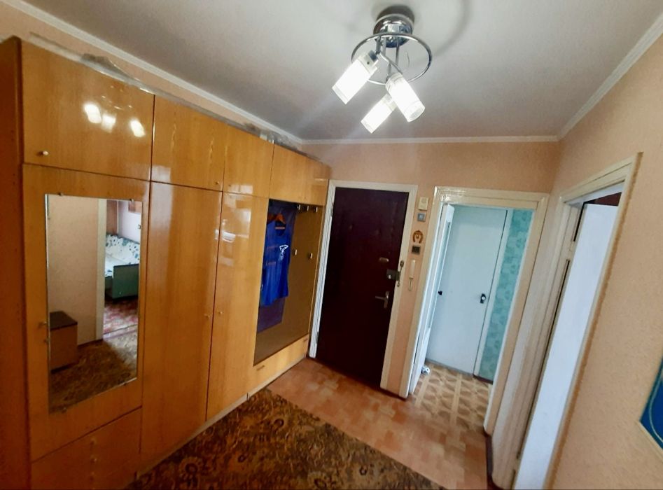 Продаж 3 кім. квартири в спальному районі