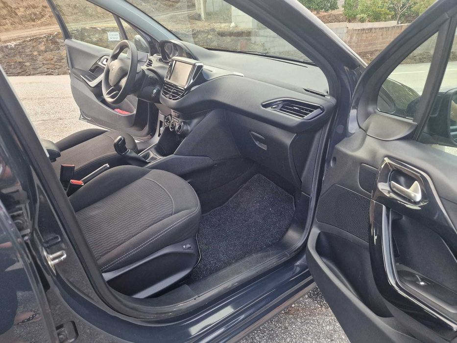 Peugeot 208 1.6 BlueHDi Active