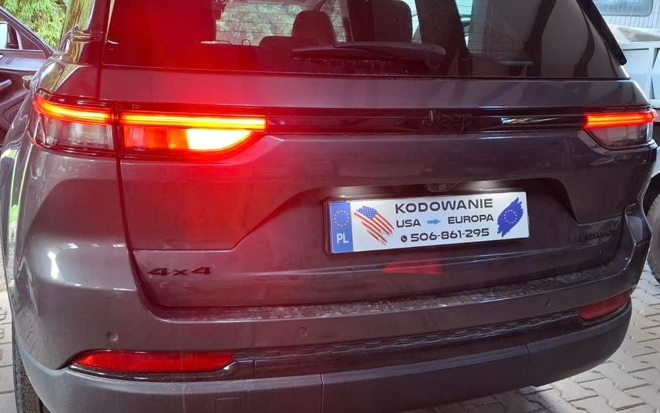 Tylna lampa jeep grand cherokee wl usa kodowanie polski mapy hey jeep