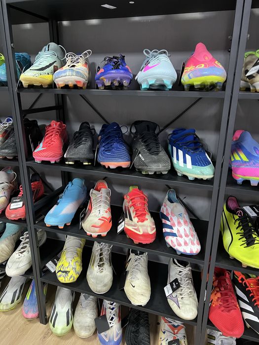 Бутси, Сороконожки, Футзалки, Футбольне взуття, Оригінал