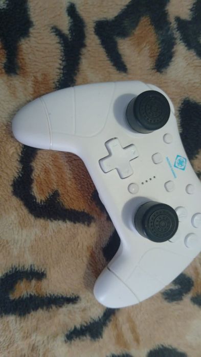 Vendo Comando para nintendo switch 2 com turbo button wireless/bluetooth(também dá no PC)