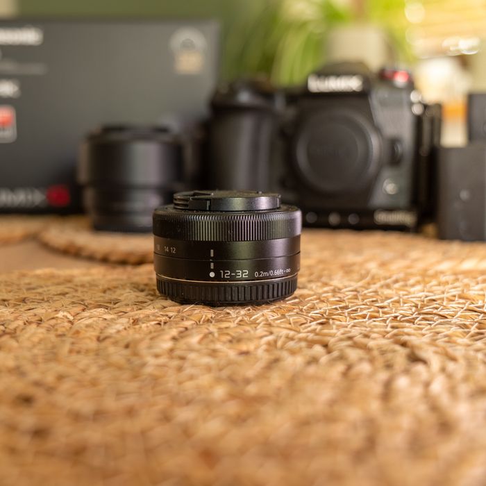 Panasonic Lumix G9 + 12-32mm / 25mm / baterie i klatka