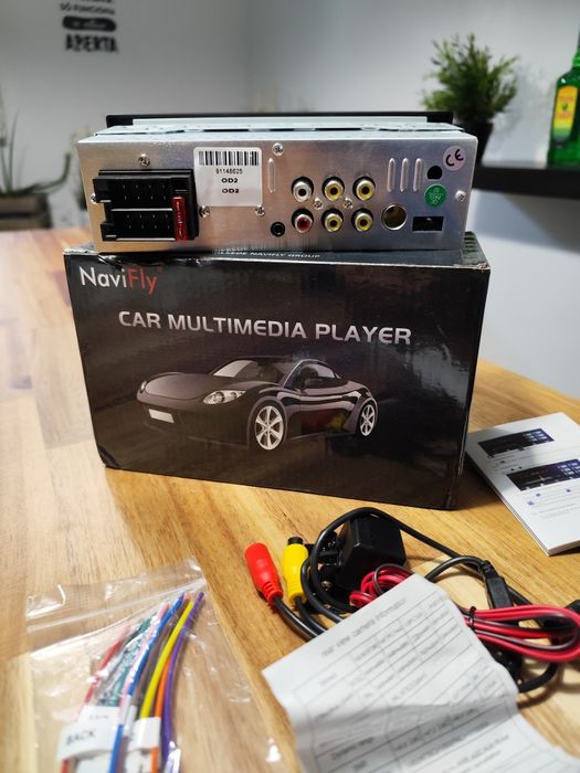 Radio 1 din com ecrã + kit marcha atrás novo