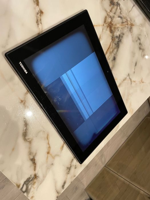Toshiba Click  10